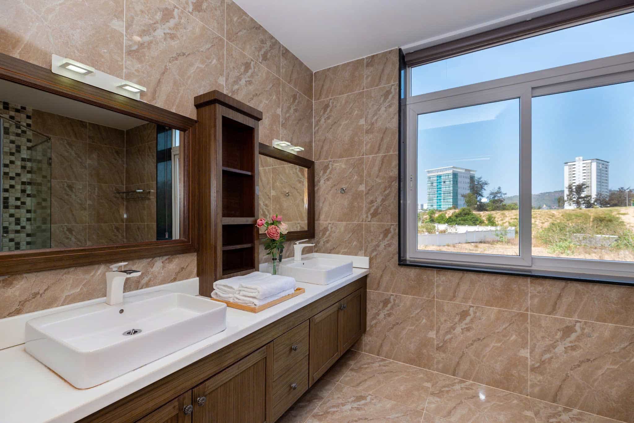 z6855181206037_6ce58539d94501c2bc7183ee3c29e83c