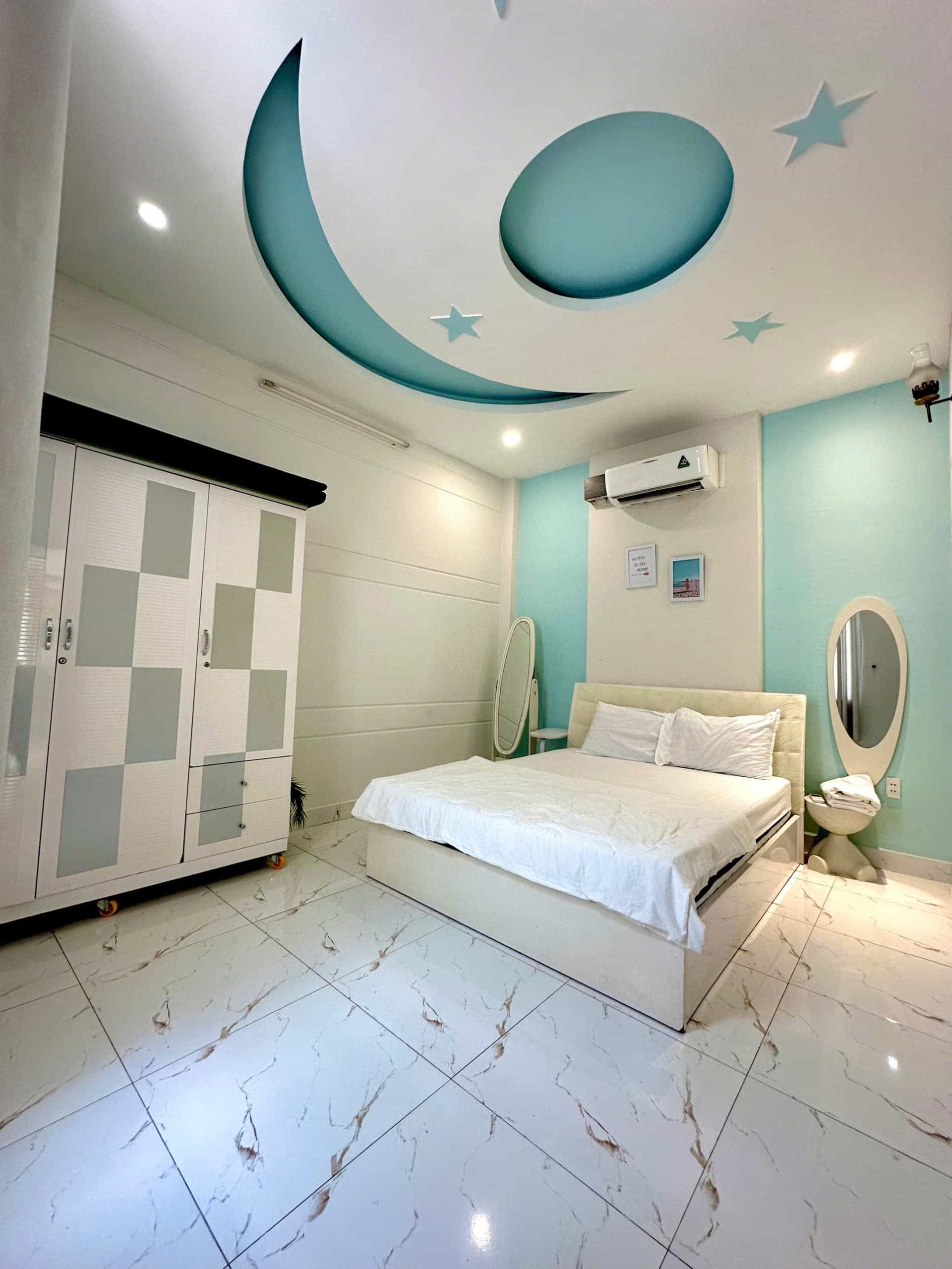 z6904526356265_5b0d53a890a9720c416d9b8b010649dd