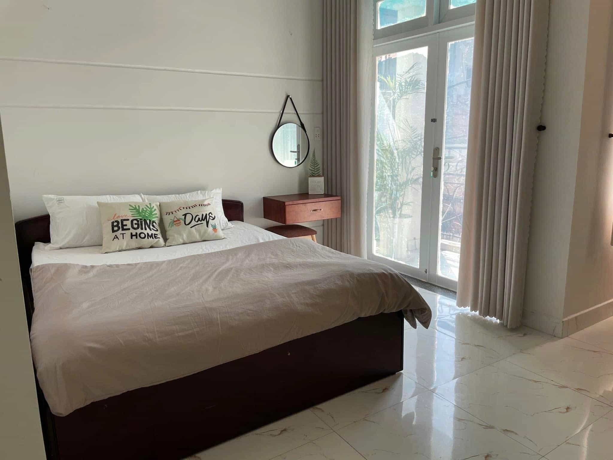 z6904526371133_2329c6e4a7605620106d69f6846fa85e