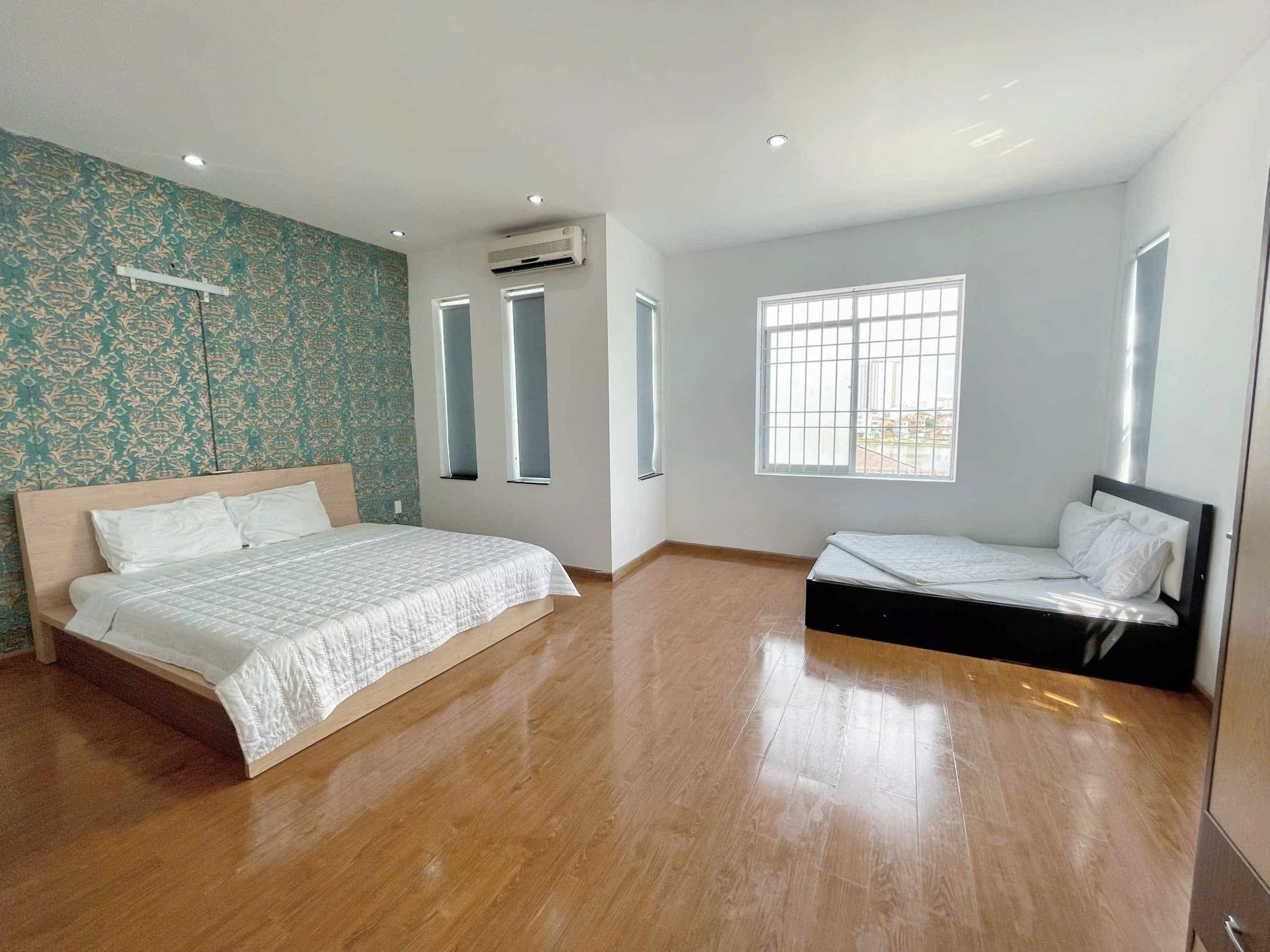 z6923409145565_4f3feed88bb753ac898f741db03e37fd