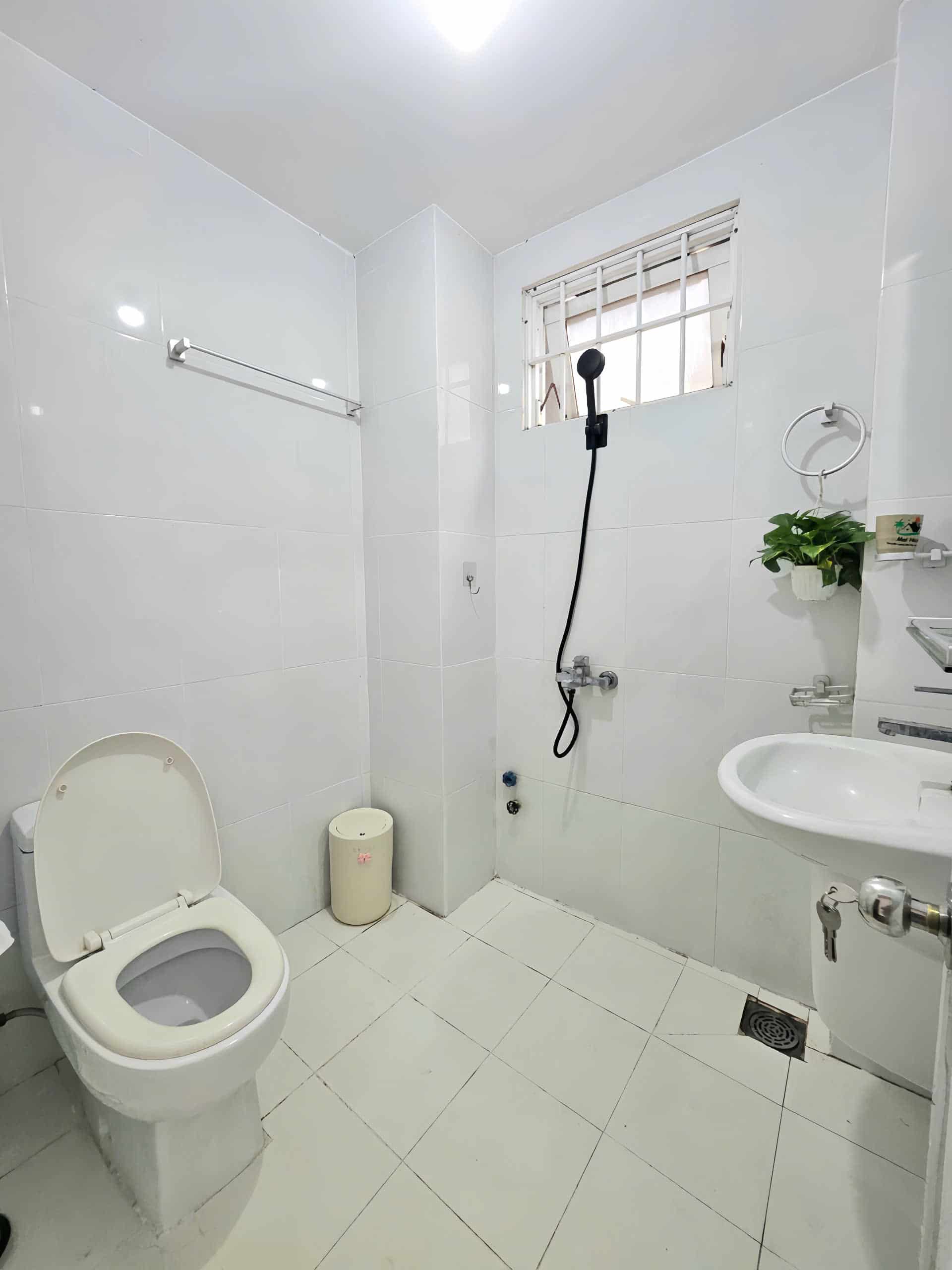 z6927715396674_3bfad0b536b9435669aab01c60ae76b5