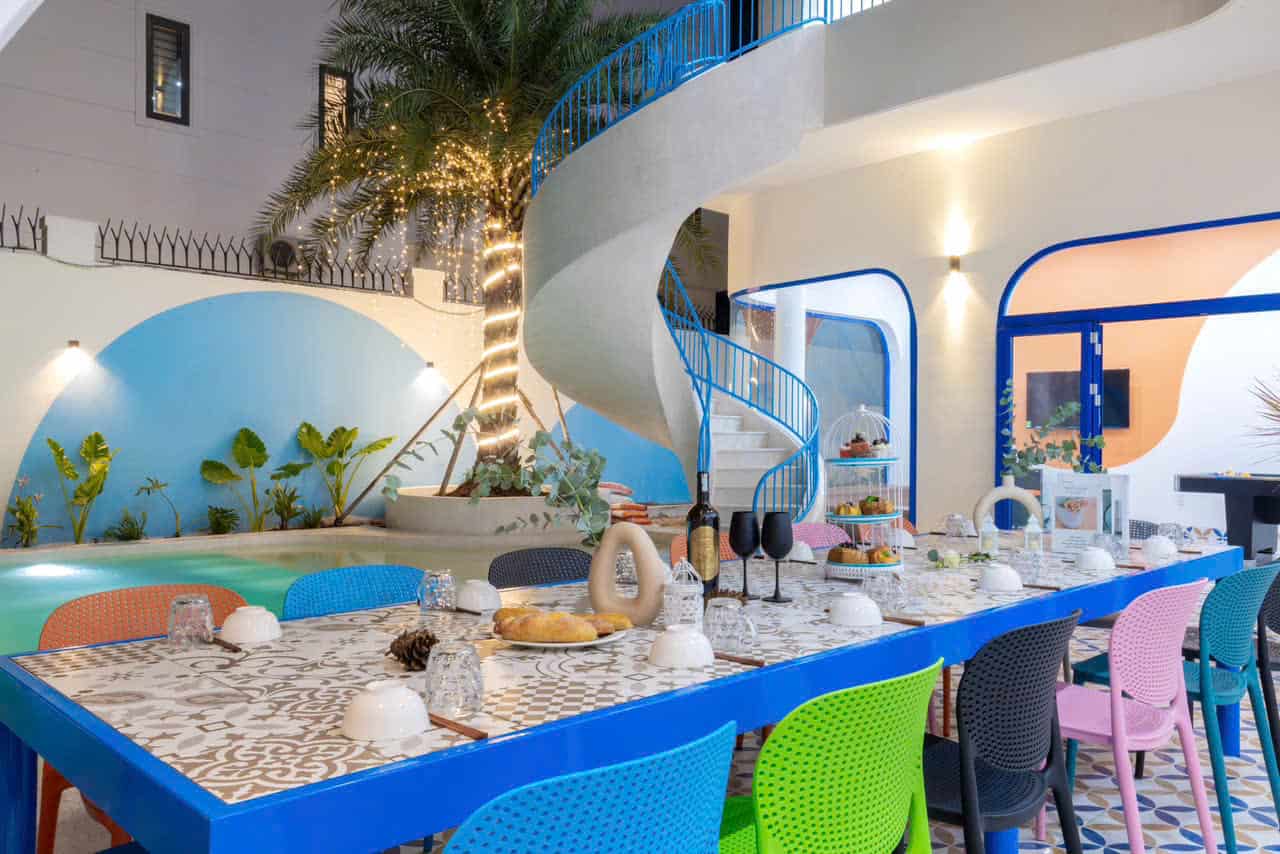 z6929573402174_658b956228f4f3c16fc1b1f226085344